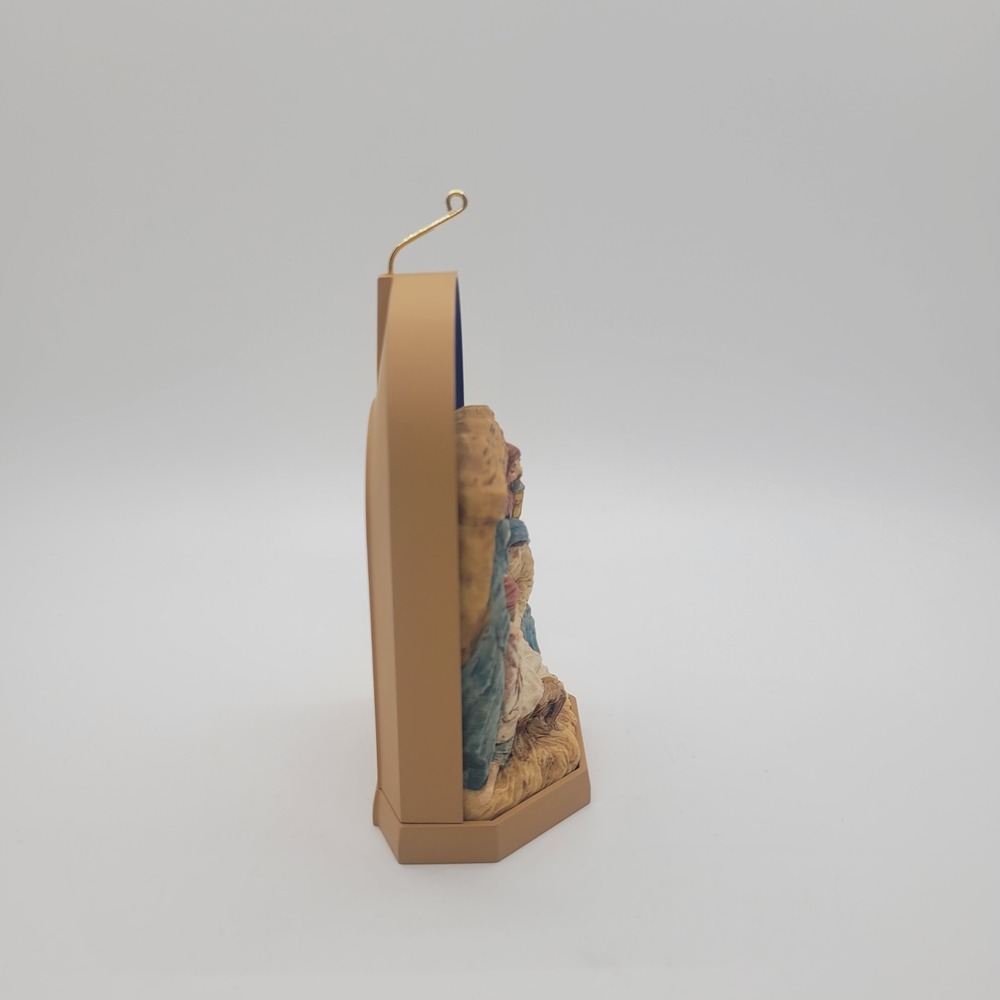1996 Hallmark Keepsake Ornament The Nativity Joyce Lyle Holy Family Christmas - Picture 5 of 15